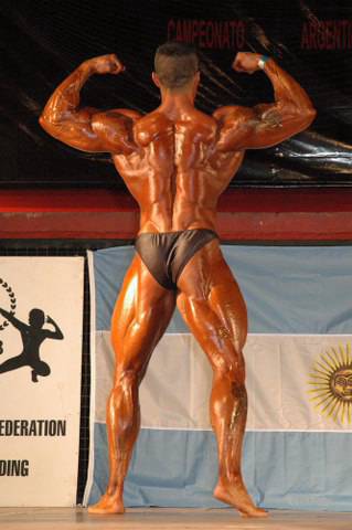 File:Gustavo Carrera at 2008 Campeonato Argentino IFBB 04.jpg