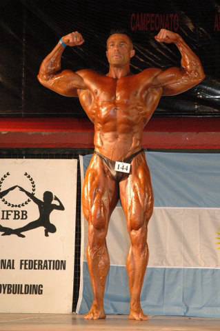 File:Gustavo Carrera at 2008 Campeonato Argentino IFBB 01.jpg