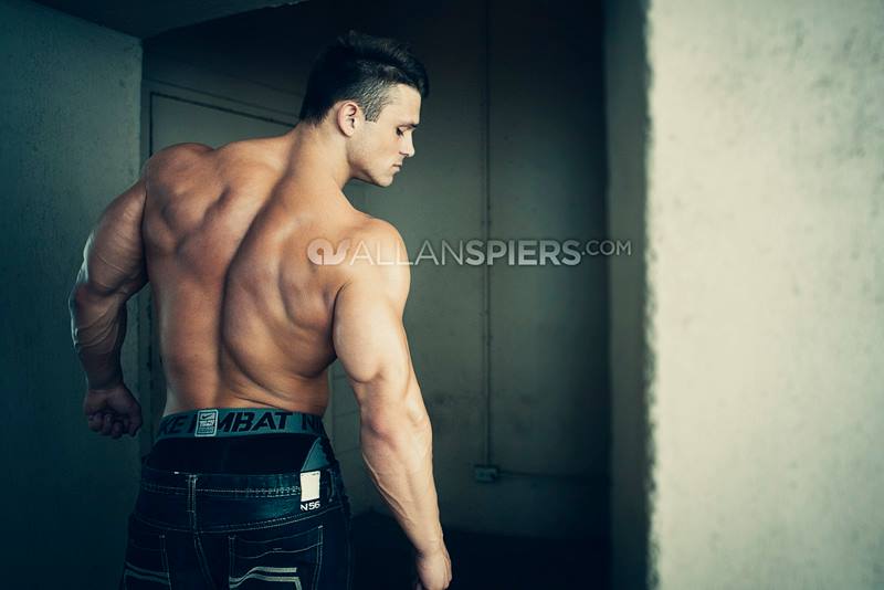 File:Sean Smith at Allan Spiers Photography 04.jpg