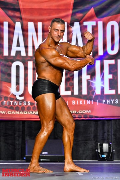 File:Yan Michelin at 2018 IFBB Canadian National Pro Qualifier 02.jpg