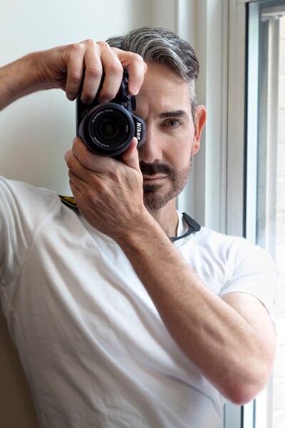 File:Bryan Slater Self-Portrait.jpg