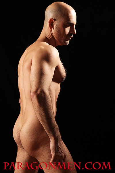 File:Adam Russo Paragon Men Nude 2012 1.jpg