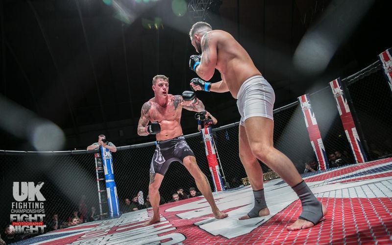 File:Geordie Jackson vs Adam Grogan UK Fighting Championships 8 13 October 2018 6.jpg