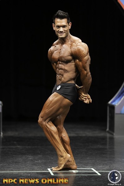 File:Richy Chan at 2018 IFBB Vancouver Pro Qualifier 12.jpg