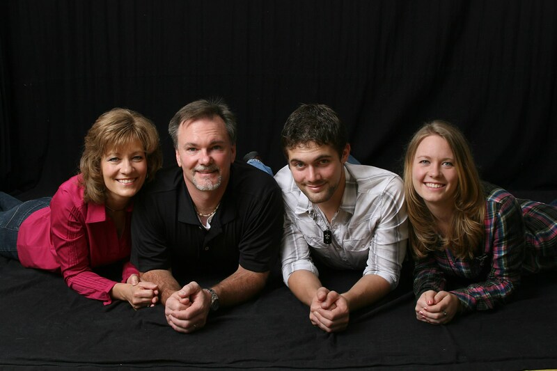 File:Griffin Barrows Family 1.jpg