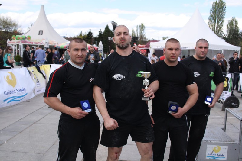 File:Slavi Slavov at 2012 Balkan Strongman Championships 07.jpg