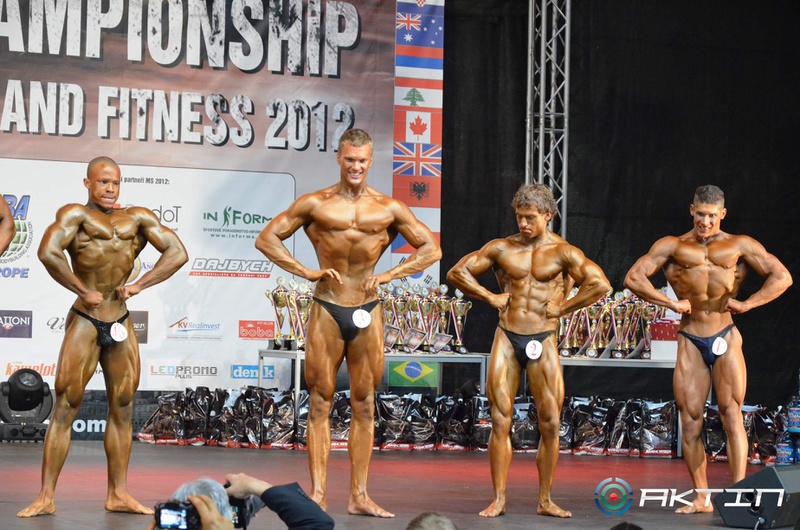 File:Tomas Kukal INBA-PNBA World Championships Natural Bodybuilding 2012 17.jpg