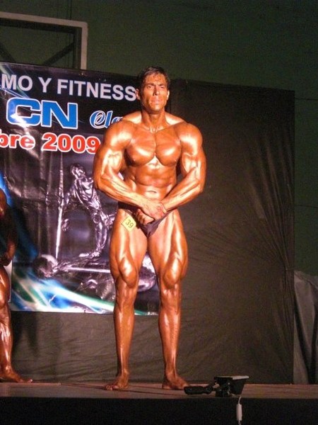 File:Emanuel Dominguez at 2009 IFBB CN Team Córdoba Classic 03.jpg