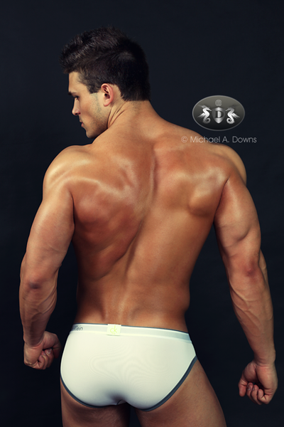 File:Sean Smith at Michael Anthony Downs Photography 04.png