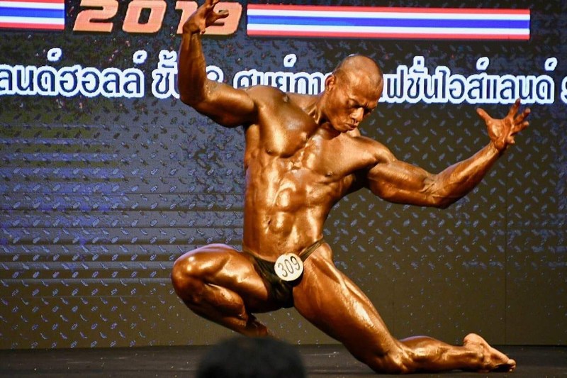 File:Uten Duanglard at Mr Thailand 2019 05.jpg