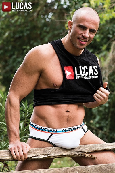 File:Diego Summers Solo Lucas Entertainment 2016 11.jpg