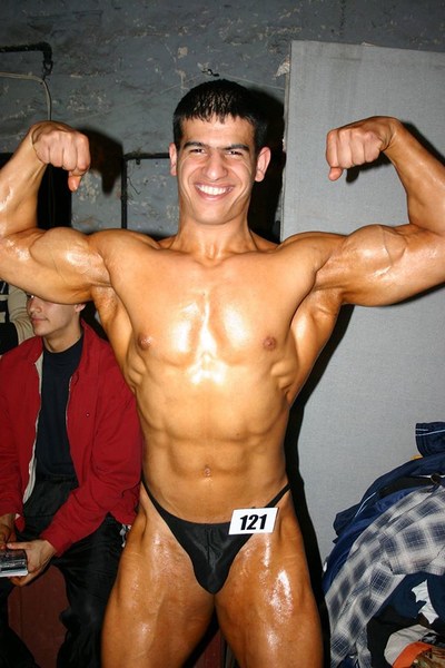 File:Andrei Burcea at 2005 FRCF Romanian National Bodybuilding Championships.jpg