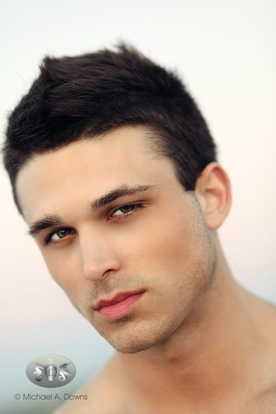 File:Sean Smith at Michael Anthony Downs Photography 05.png