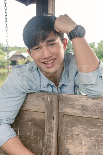 File:Woraphong Rodthong at REPICK Magazine 12.jpg